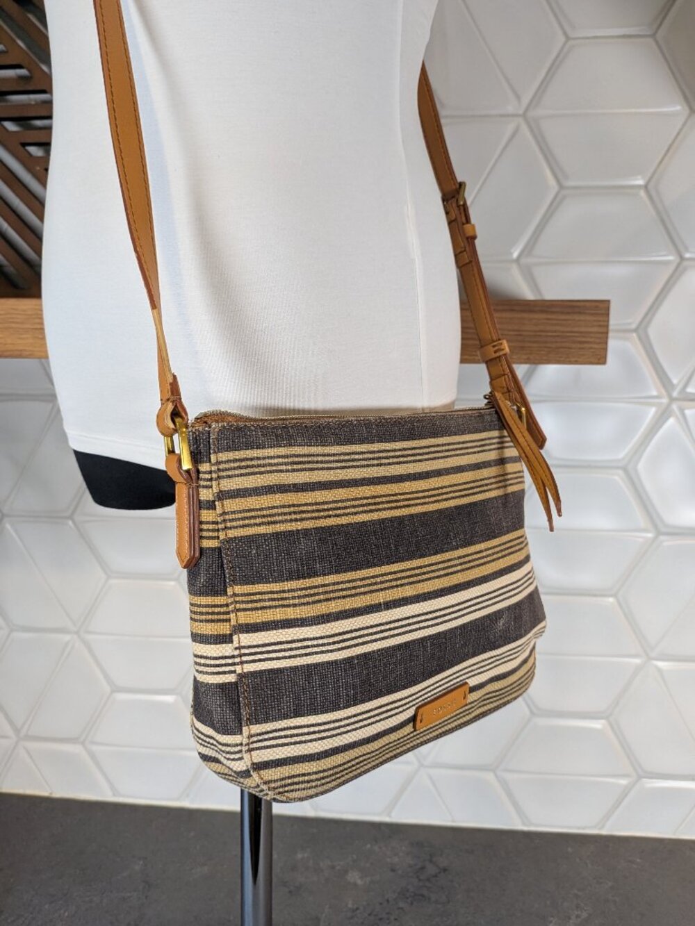 Fossil Striped Canvas & Leather Crossbody Bag Boho Earth Tones Fall Womens